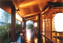 入校特典としてあかねの湯へご招待!