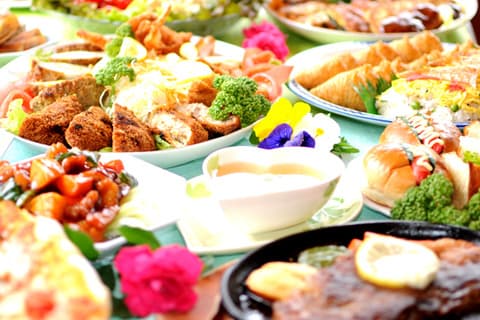 美味しい料理が大好評♪たくさん食べて教習に備えましょう。